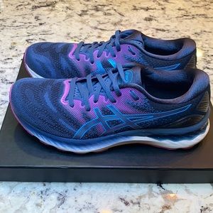 Asics Gel Nimbus 23 Size 9.5